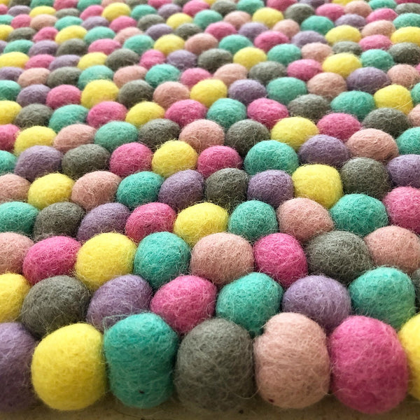 Felt Ball Rug - Bubblegum